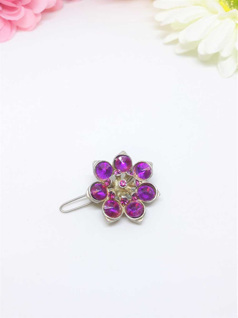 Gorgeous 1950s Purple Floral Hair Pin - image 4