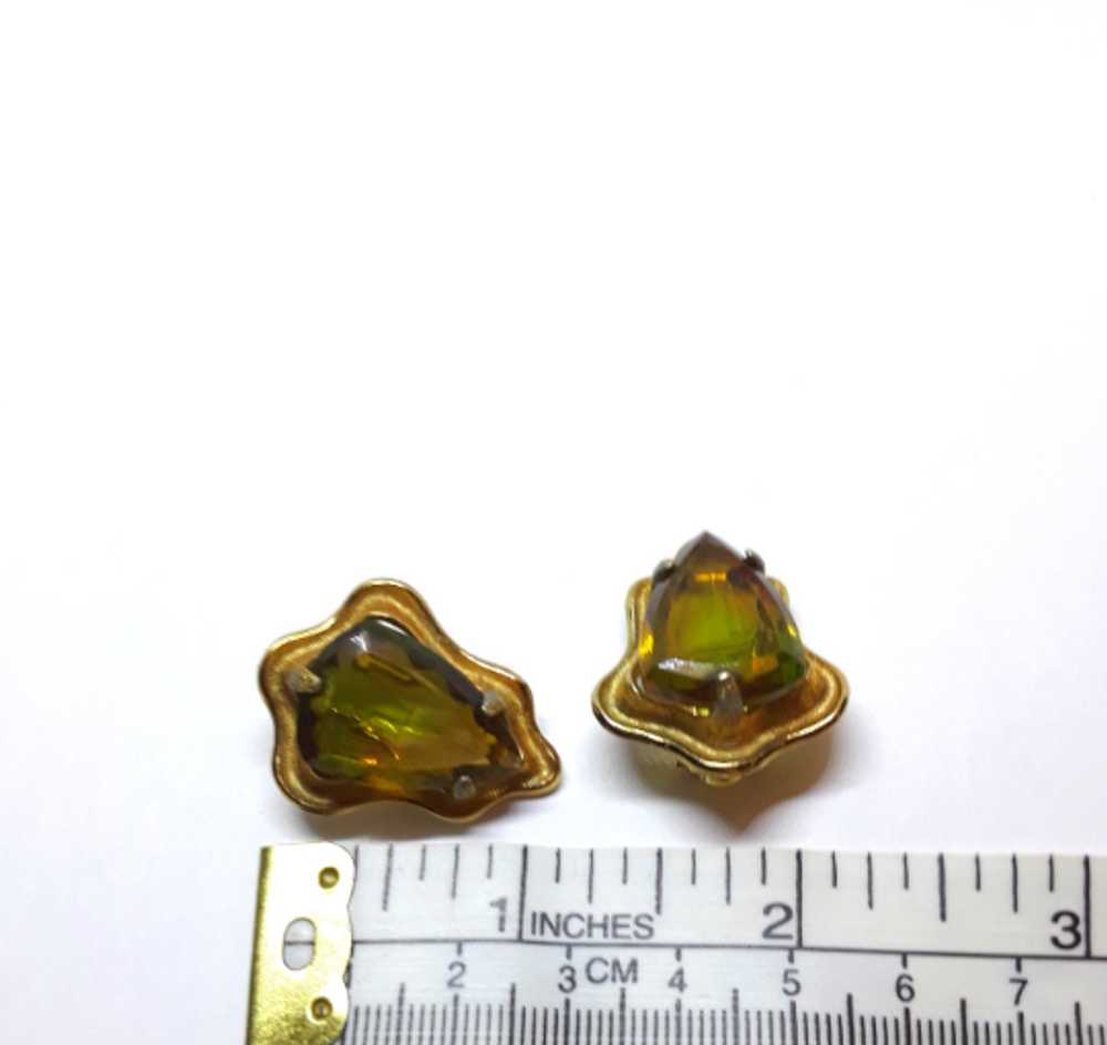 1940s BSK Signed Gold Tone Clip-on Earrings with … - image 6