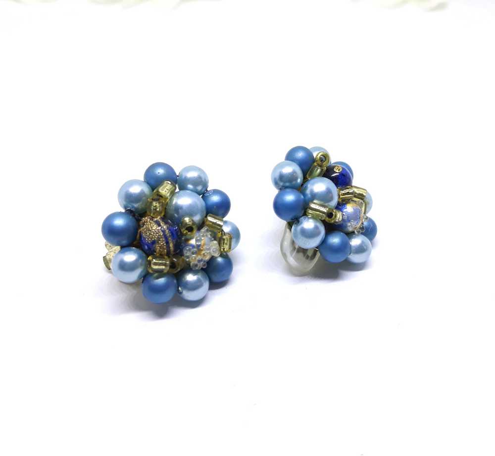 Gorgeous 1950s Light Blue Cluster Earrings - image 5