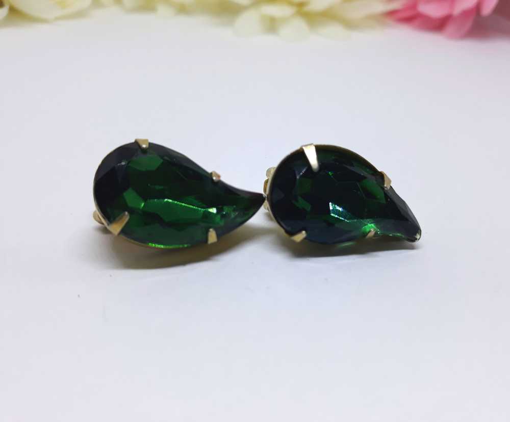 Gorgeous Green Teardrop Earrings - Clip-On Earrin… - image 10
