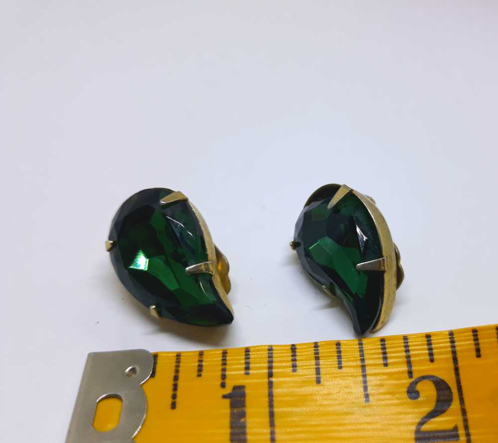 Gorgeous Green Teardrop Earrings - Clip-On Earrin… - image 7
