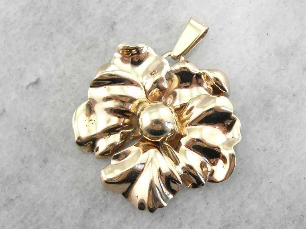 Vintage Mid Century Blossom Pendant in Yellow Gold - image 2