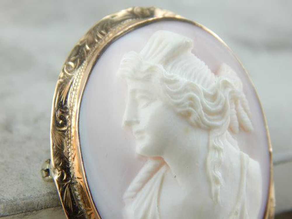 Antique Conch Shell Cameo in 10K Rose Gold Frame - image 1
