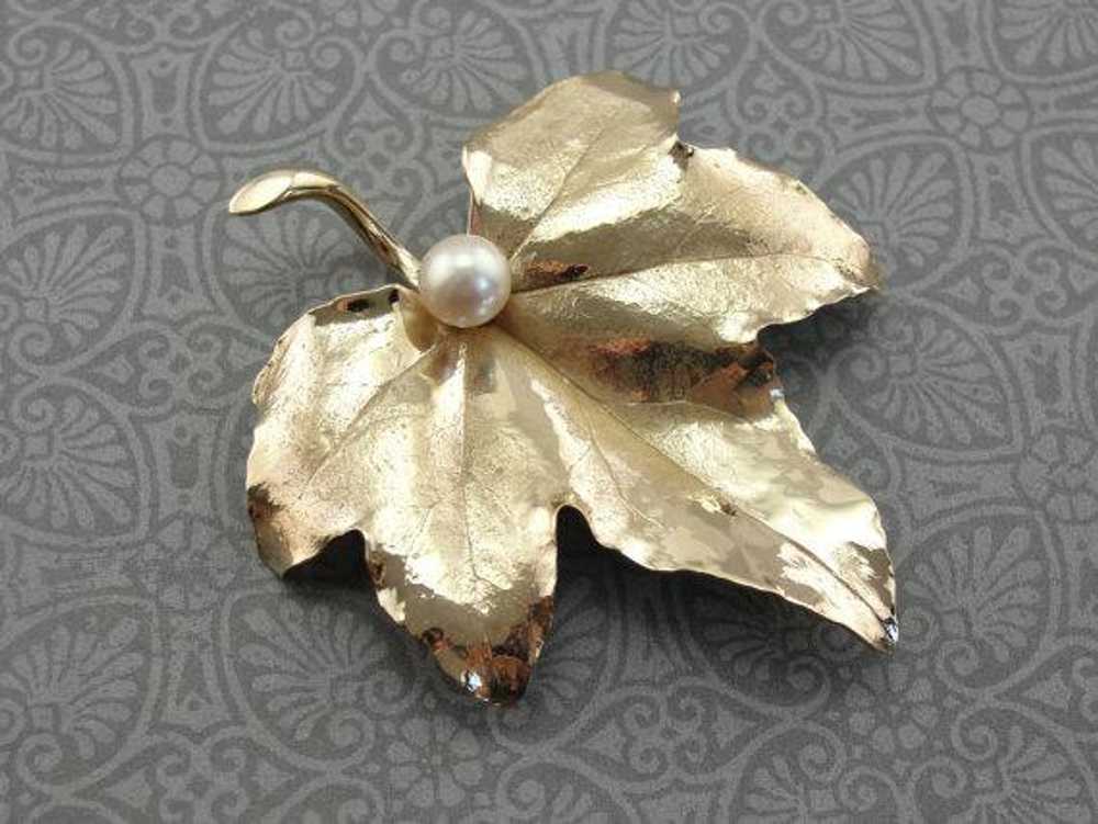 Maple Leaf Brooch with Pearl Center - image 2
