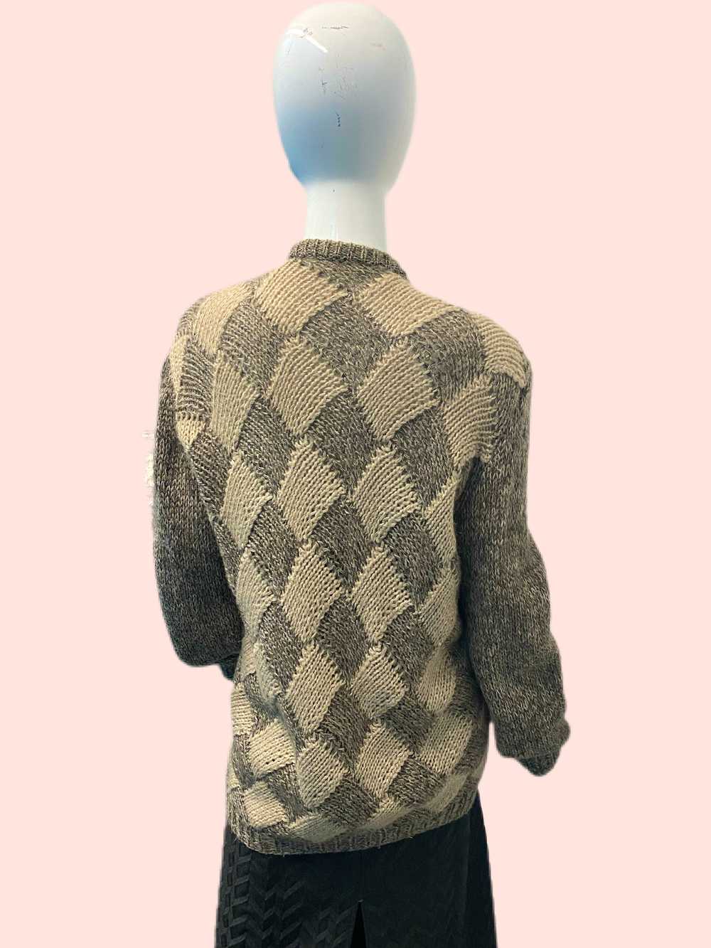 1980’s Gucci Contrast Wool Lattice Knit Cardigan - image 1
