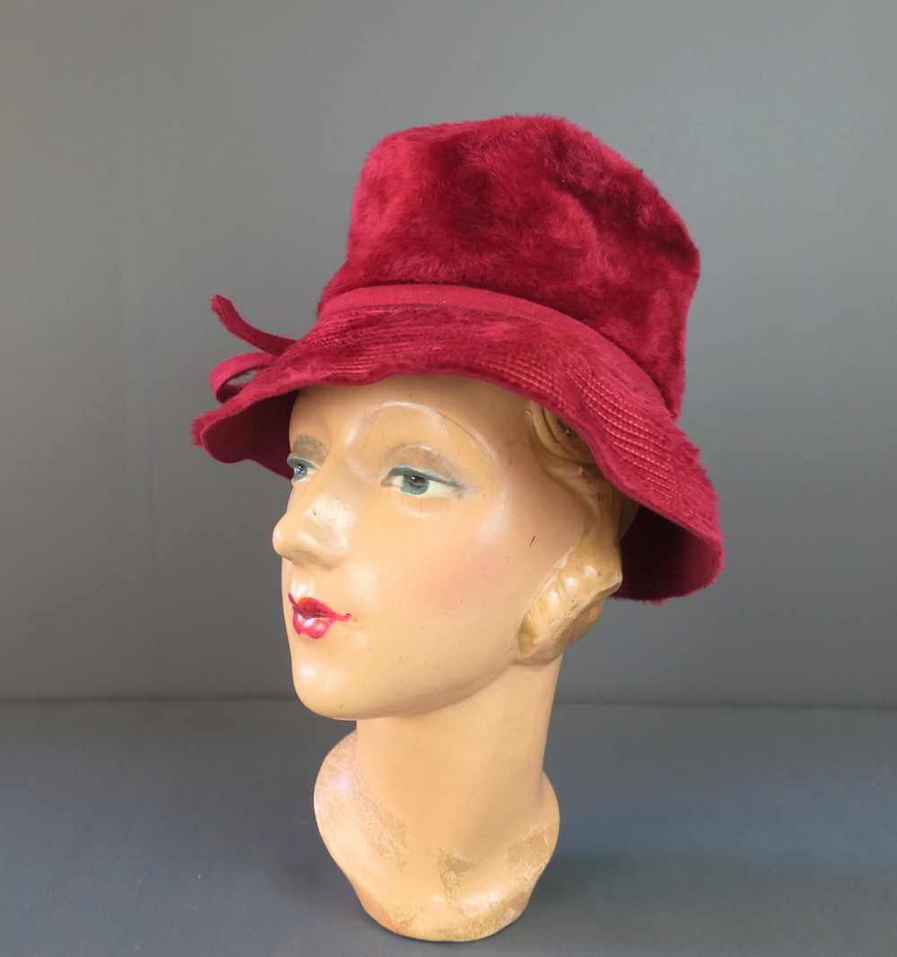 Vintage Dark Red Plush Hat 1960s fits 21 inch hea… - image 3