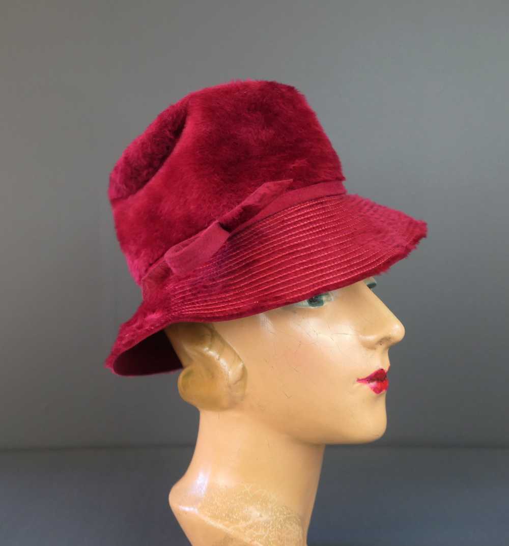 Vintage Dark Red Plush Hat 1960s fits 21 inch hea… - image 5