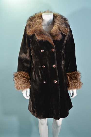 Vintage 60s/70s Plush Faux Fur & Raccoon Trim Coat