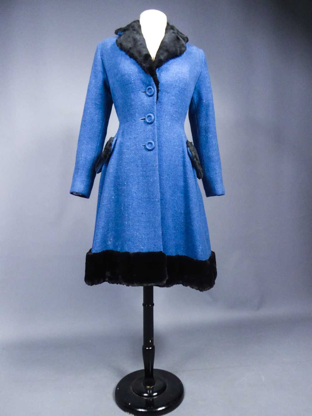 A Jacques Heim In Wool And Fur Couture Coat Circa… - image 4