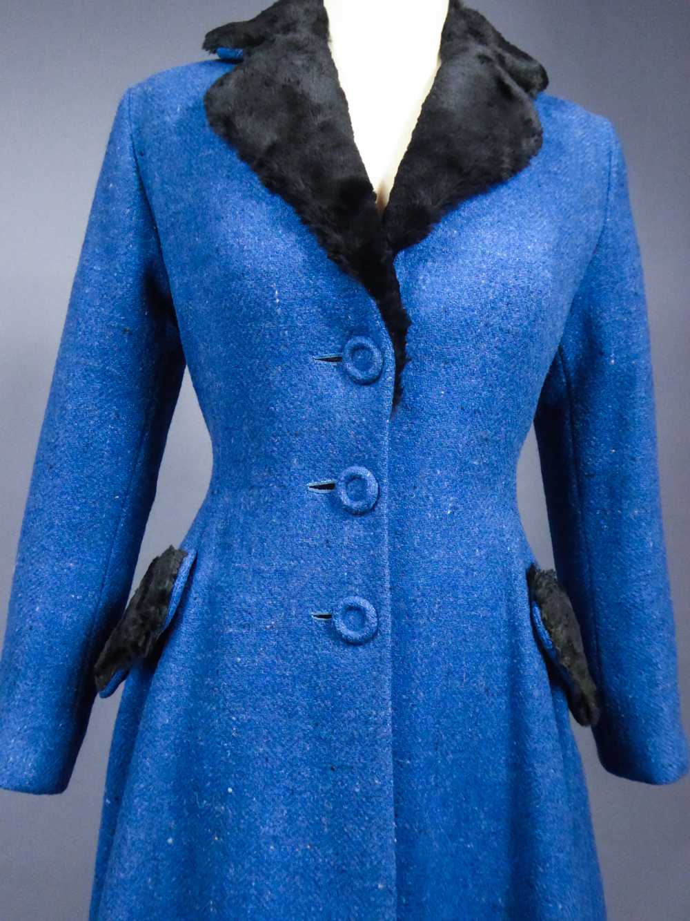 A Jacques Heim In Wool And Fur Couture Coat Circa… - image 8