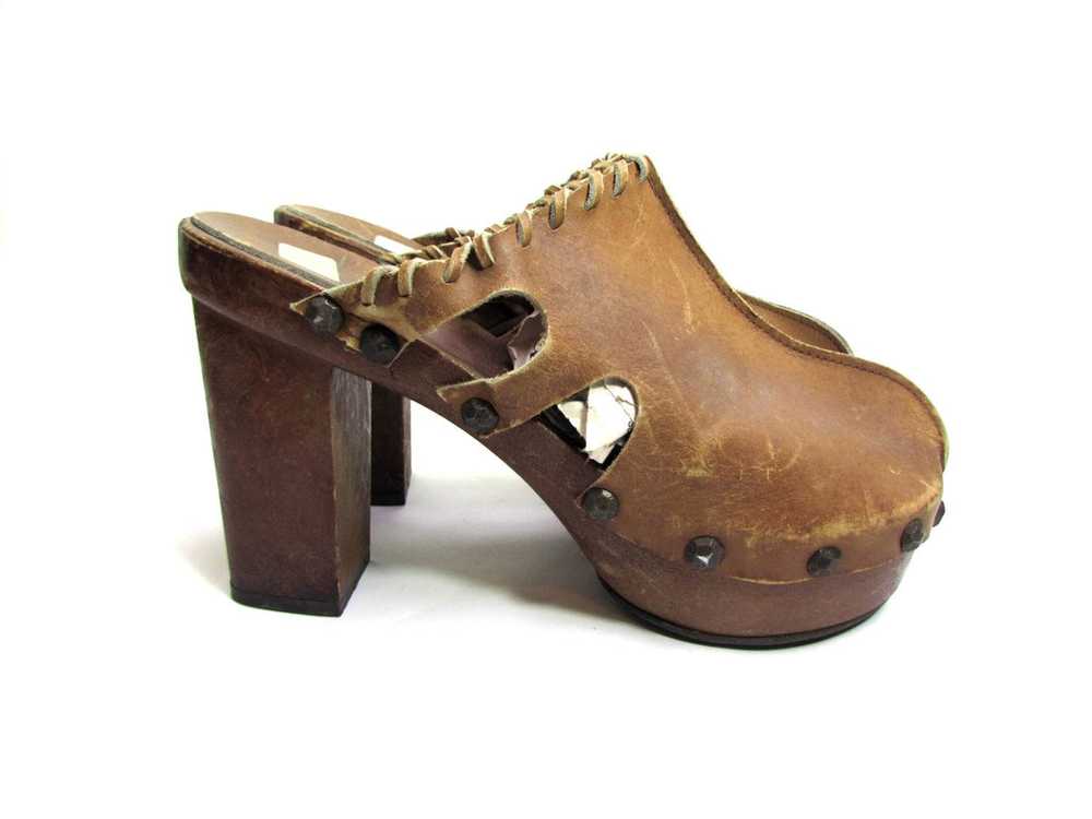Vintage 70s platform shoes high heels clogs BUFFA… - image 1
