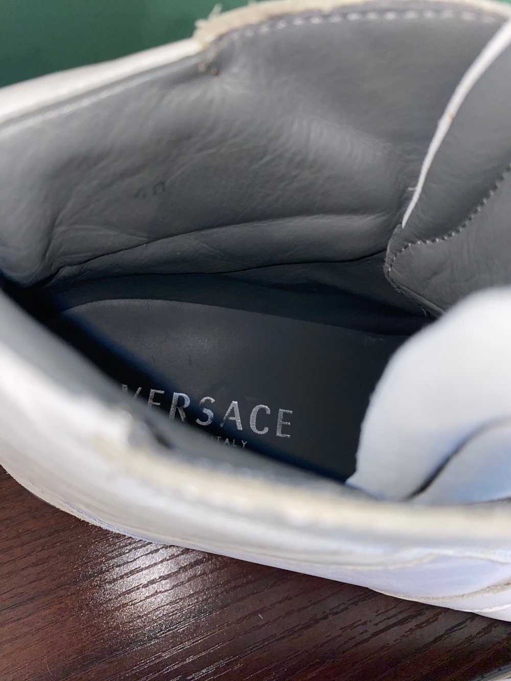 Versace Versace men’s white leather high top snea… - image 5