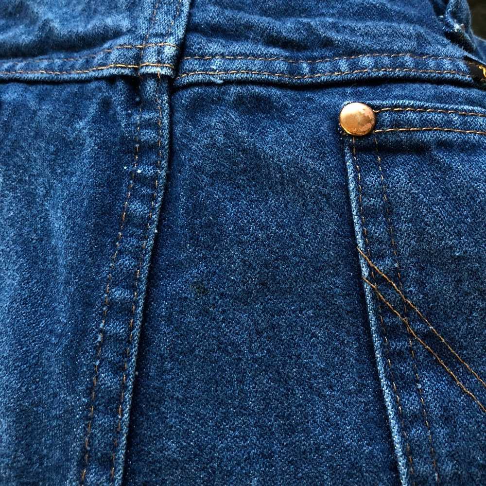 Wrangler Wrangler Straight Fit Vintage Denim Jeans - image 6