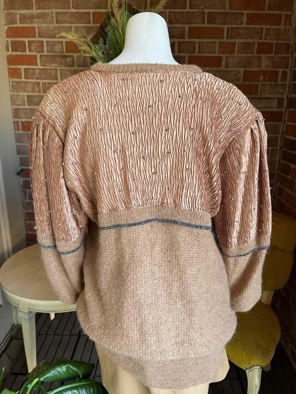 1980s Mohair and Plisse Caramel & Copper Sweater - image 4