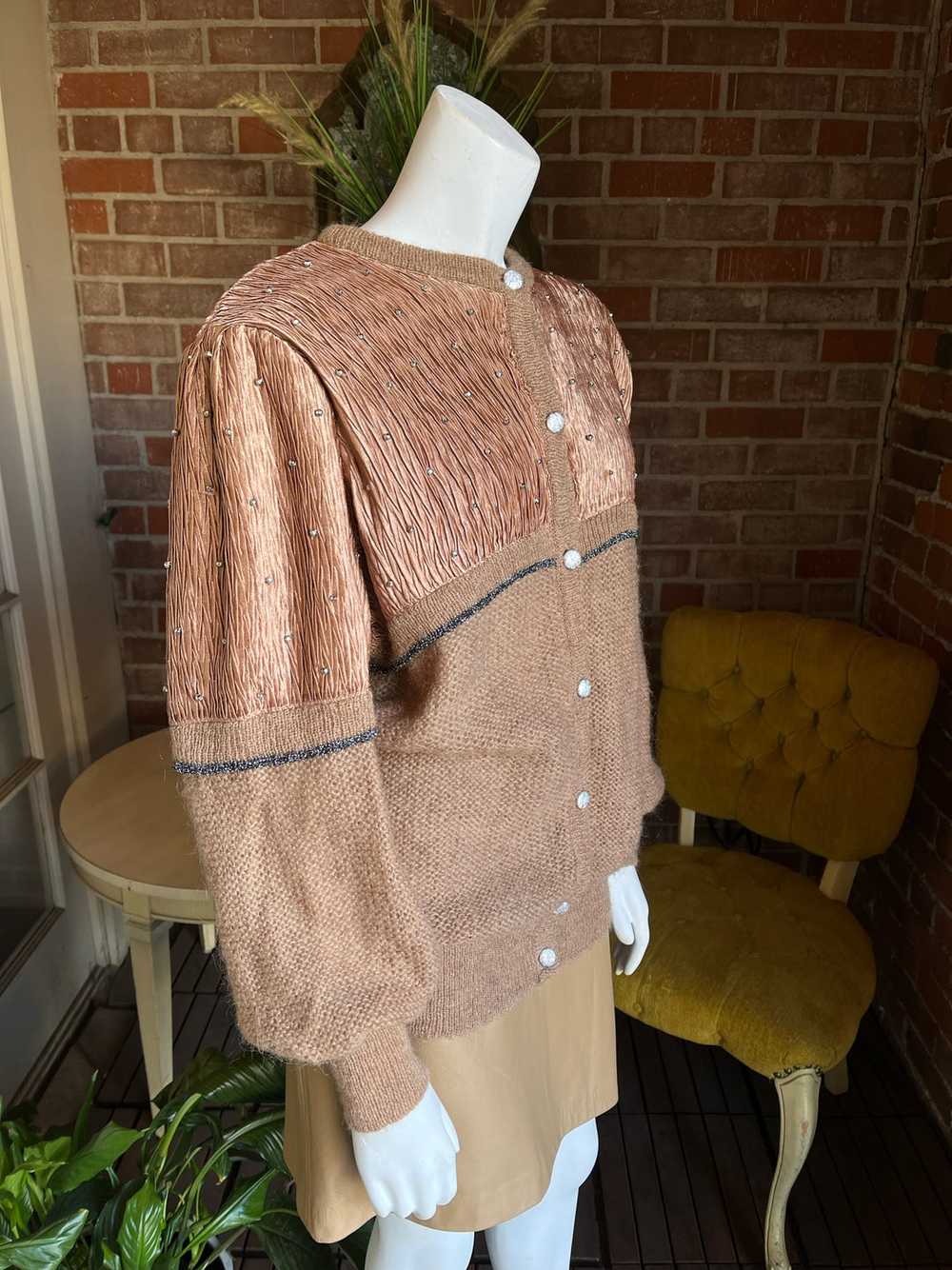 1980s Mohair and Plisse Caramel & Copper Sweater - image 5