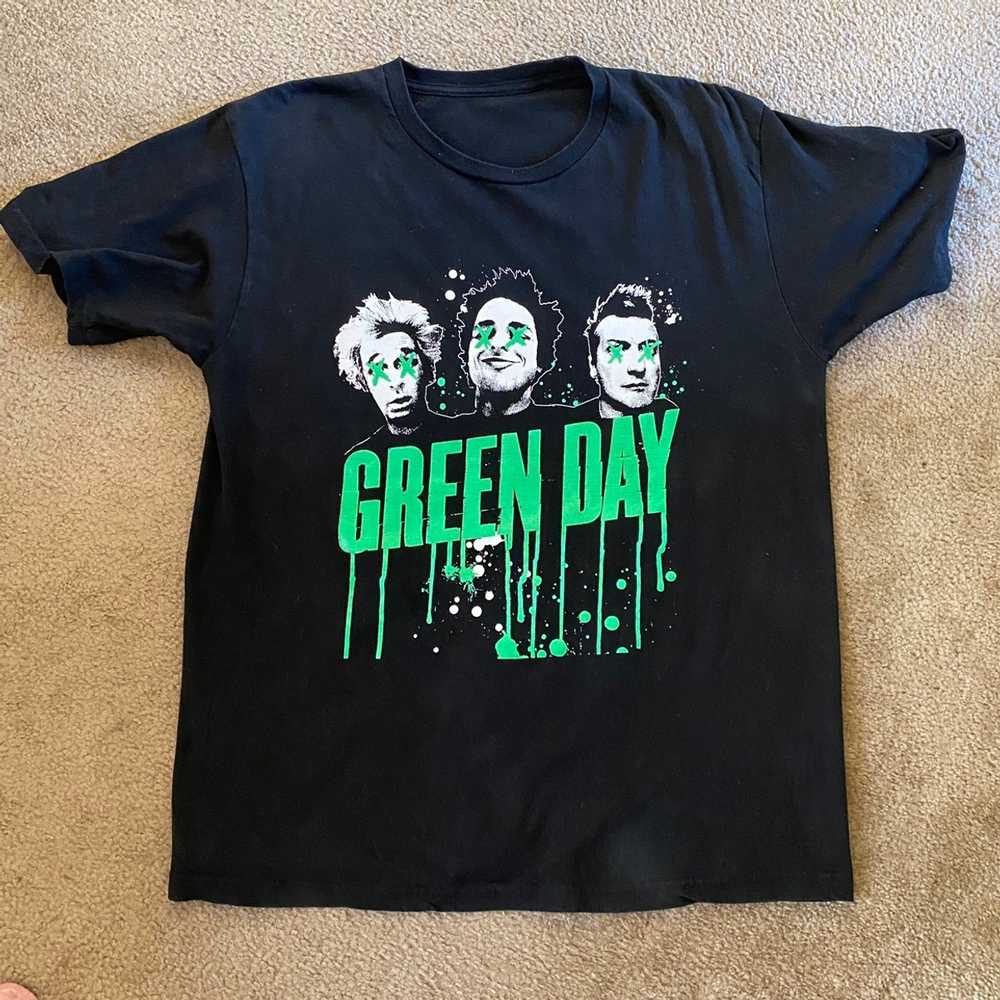 Band Tees Green Day T-Shirt - image 1