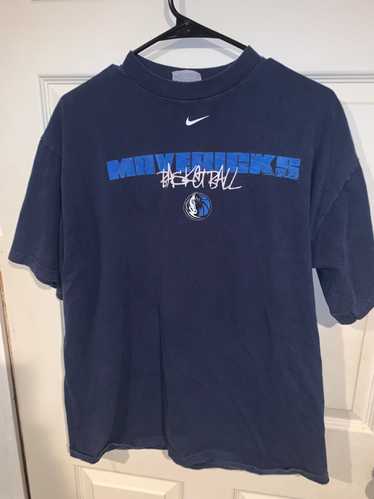 Nike Men shirt size M - image 1