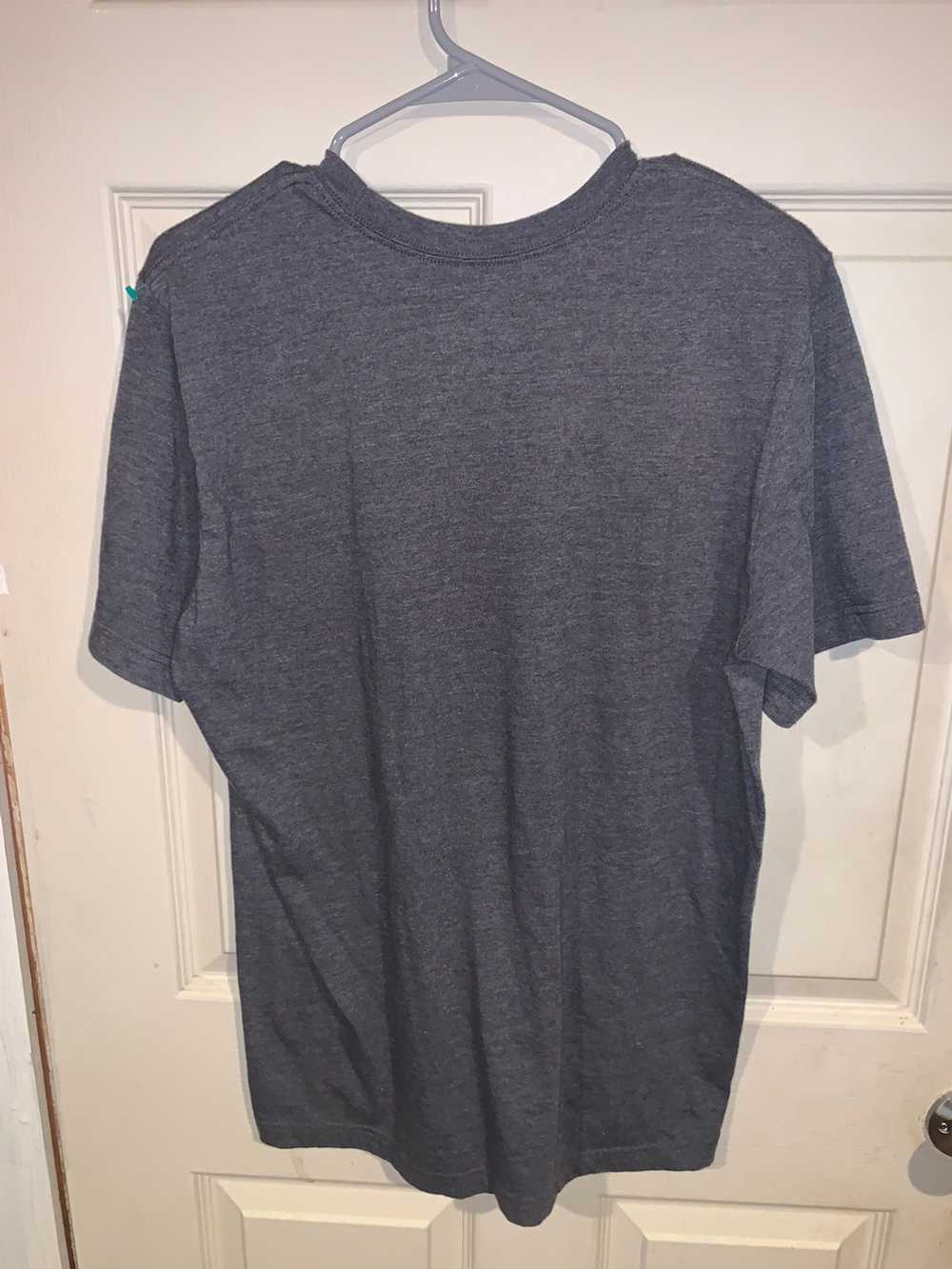 Nike Men shirt size L - image 3