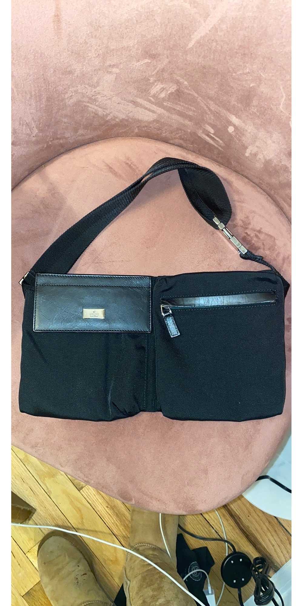 Gucci leather outlet bum bag