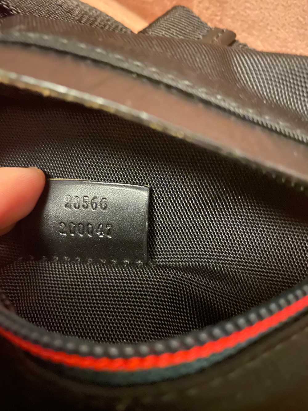 Gucci leather bum discount bag