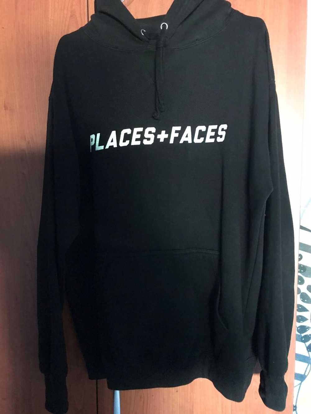 Places + Faces × Streetwear Places + Faces 3M OG logo - Gem