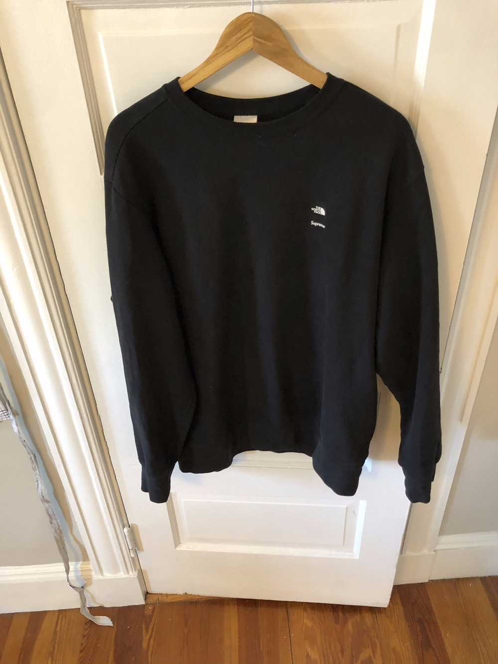 Supreme × The North Face Mountain Crewneck - image 2