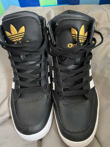 Adidas mid court hot sale