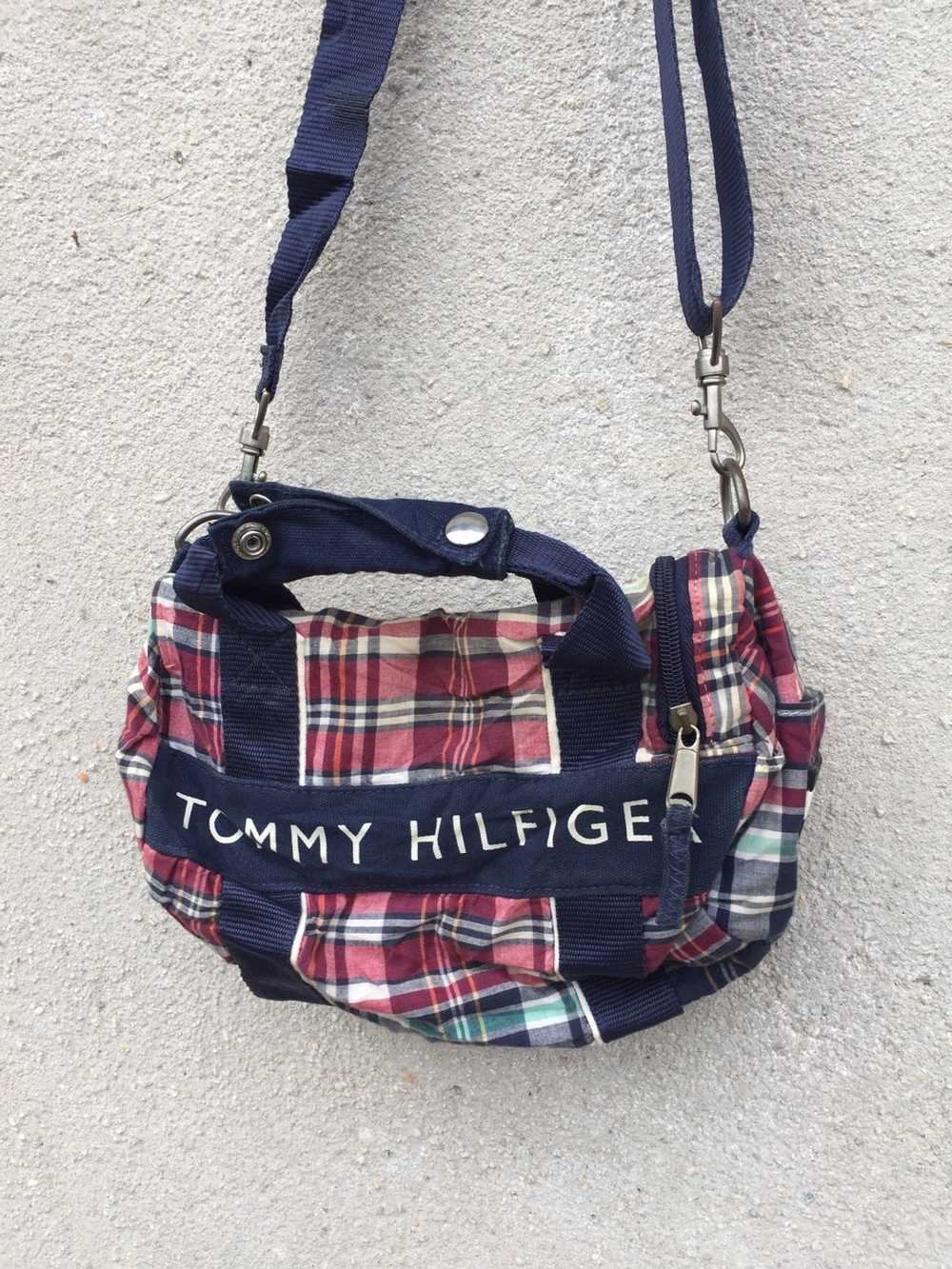 Tommy Hilfiger Tommy hilfiger Sling bag with grea… - image 2