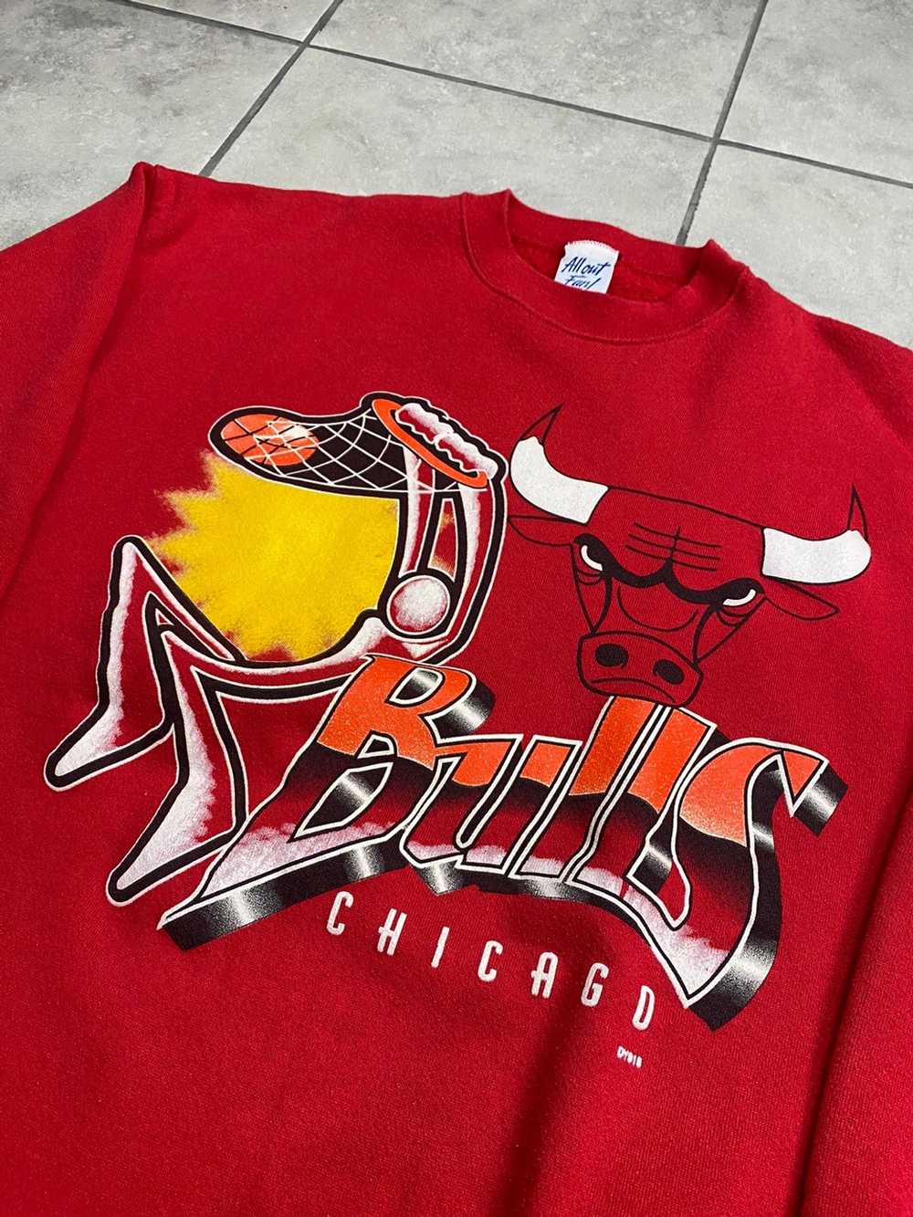 Vintage Vintage Chicago Bulls Sweatshirt - image 3