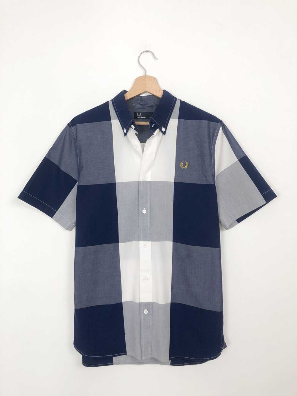 Fred Perry includes shipping FRED PERRY MAGNIFIED… - image 2