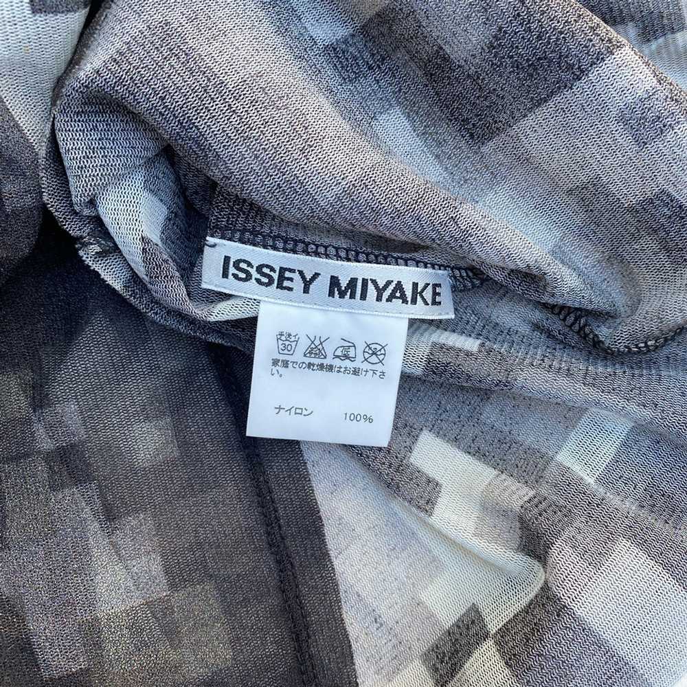 Issey Miyake Issey miyake pixelated mesh top - image 4