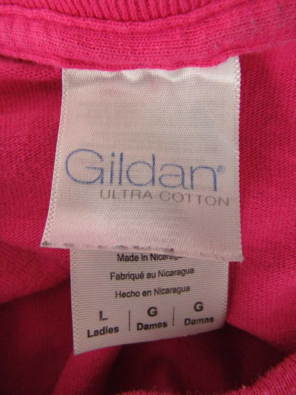 Gildan T-Shirt Top - image 3