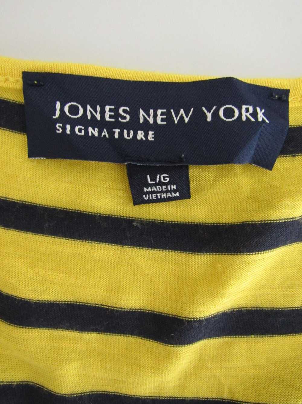 Jones New York T-Shirt Top - image 3