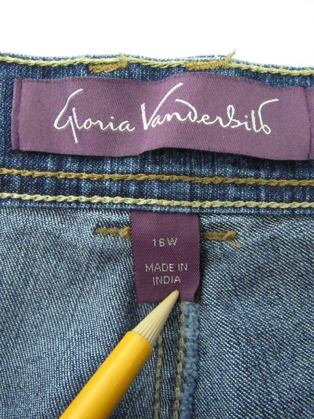 Gloria Vanderbilt Straight Jeans - image 3