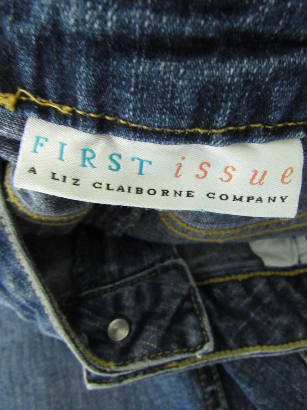 First Issue By Liz Claiborne Straight Jeans - image 4