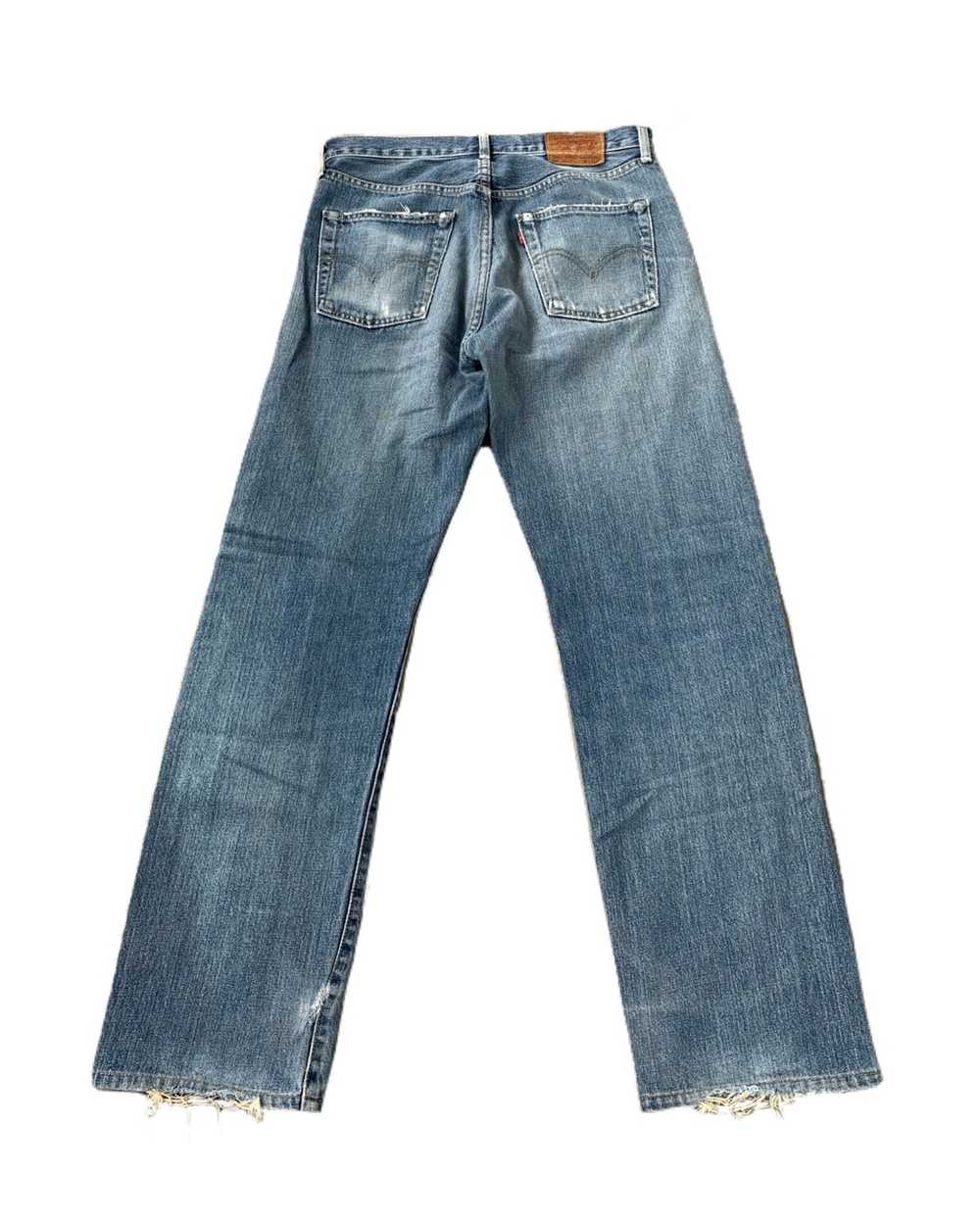 Kurt deals cobain levis