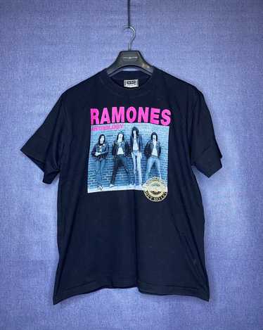 Band Tees × Rare × Vintage Ramones Anthology vint… - image 1