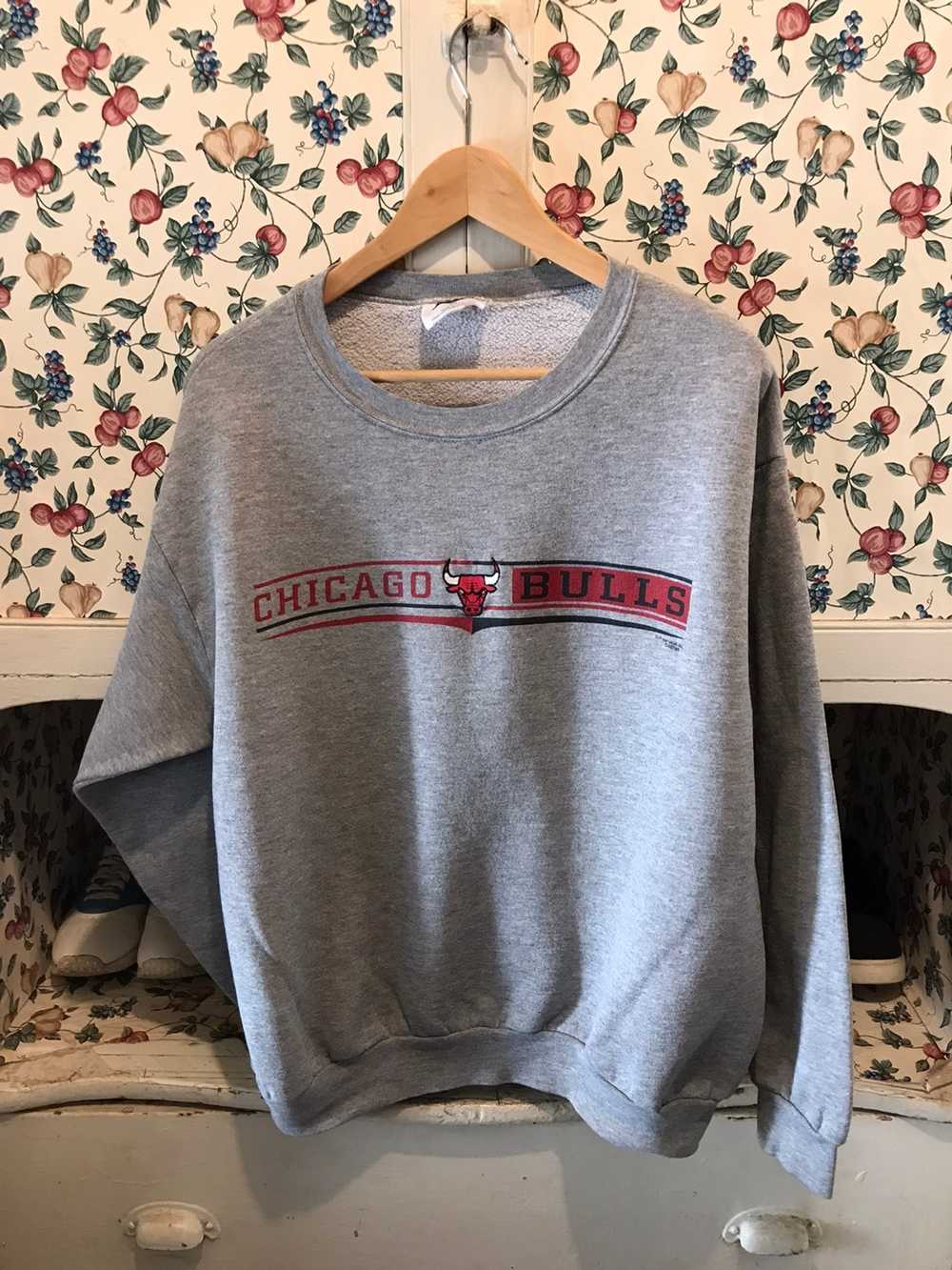 Csa × Vintage Vintage 90s Chicago Bulls Crewneck - Gem