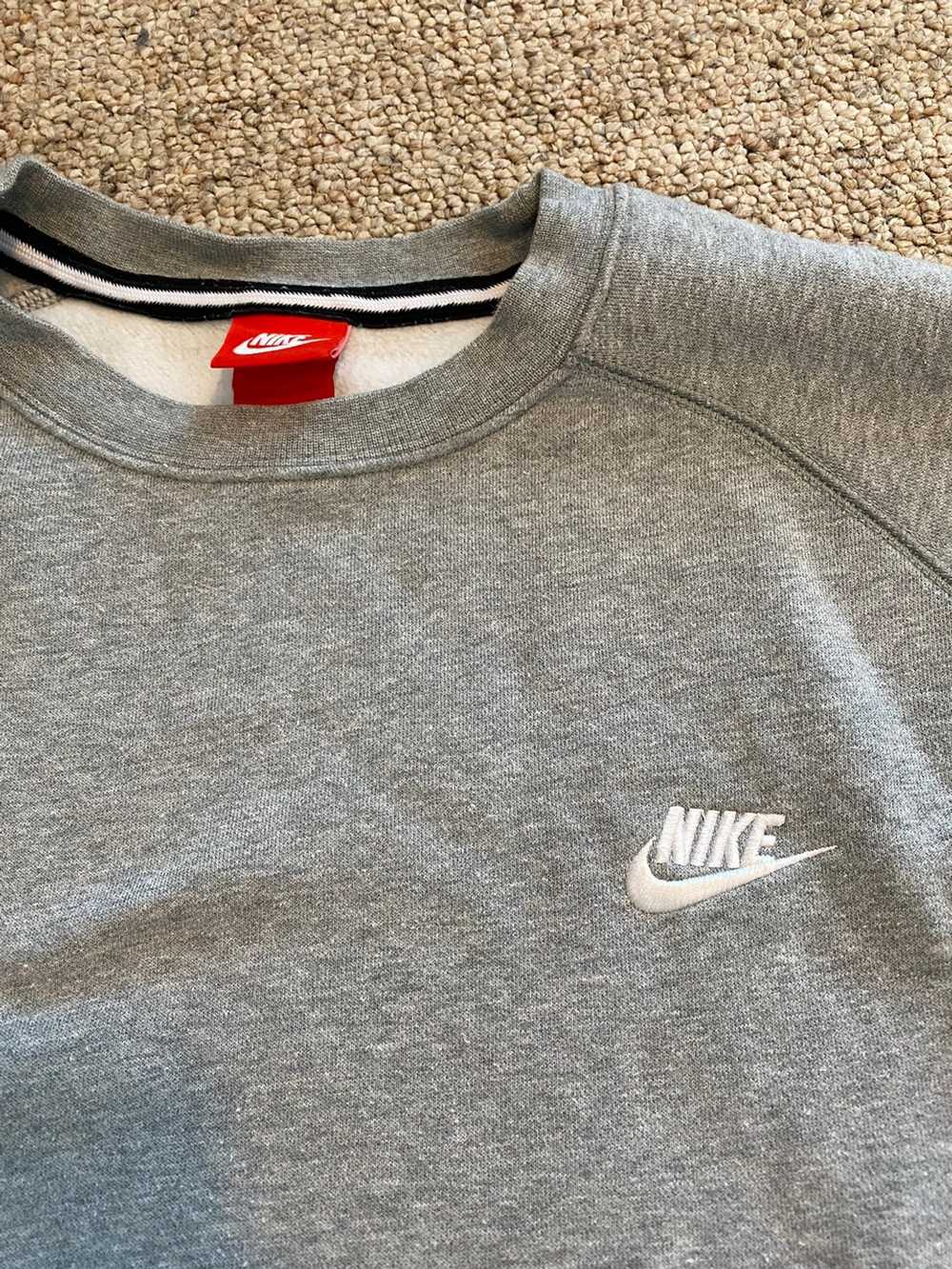 Nike Nike Crewneck Sweater - image 2