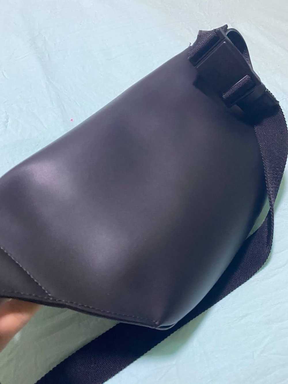 Valentino Valentino belt bag black - image 4