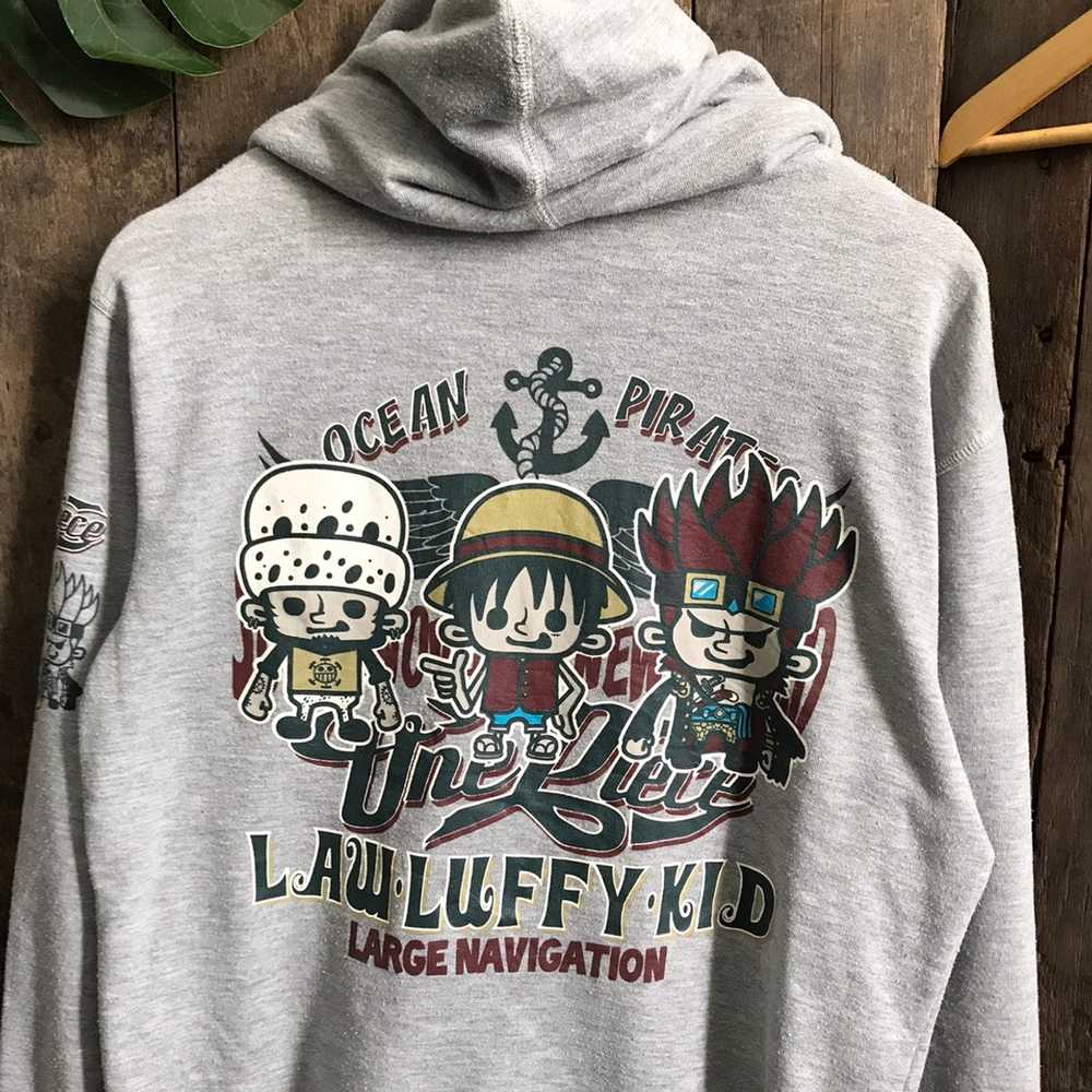 - Brand × One One Piece Japanese Gem hoodie Piece