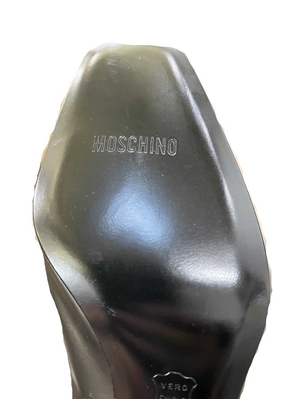 Moschino 90s Grey Pilgrim Pumps With Gun Metal He… - image 4