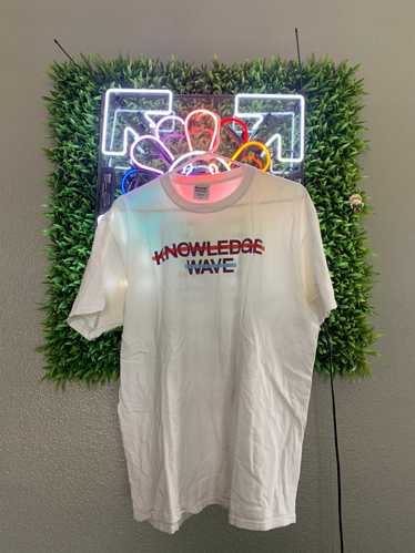 Know Wave Know wave Tee