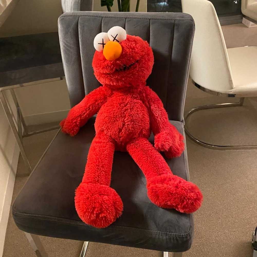 Kaws × Uniqlo Sesame Street Elmo Plush Toy - Gem