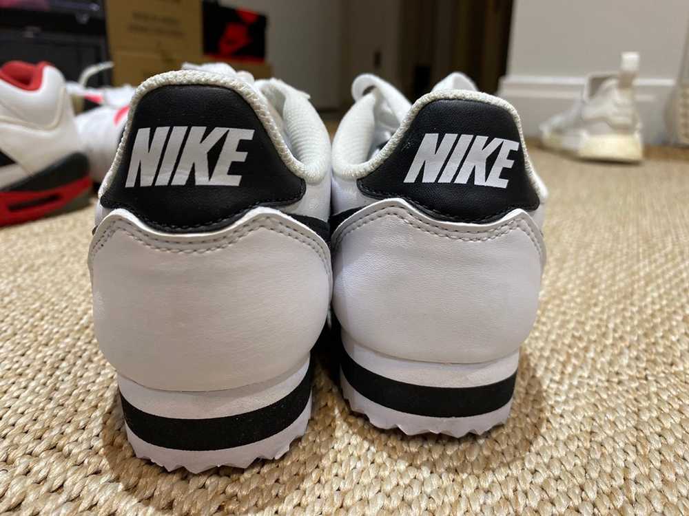 Nike Nike women’s sneakers size 6 - image 4