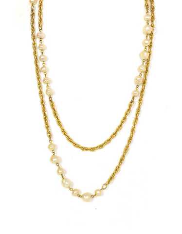 Chanel Vintage Goldtone and Faux Pearl Necklace