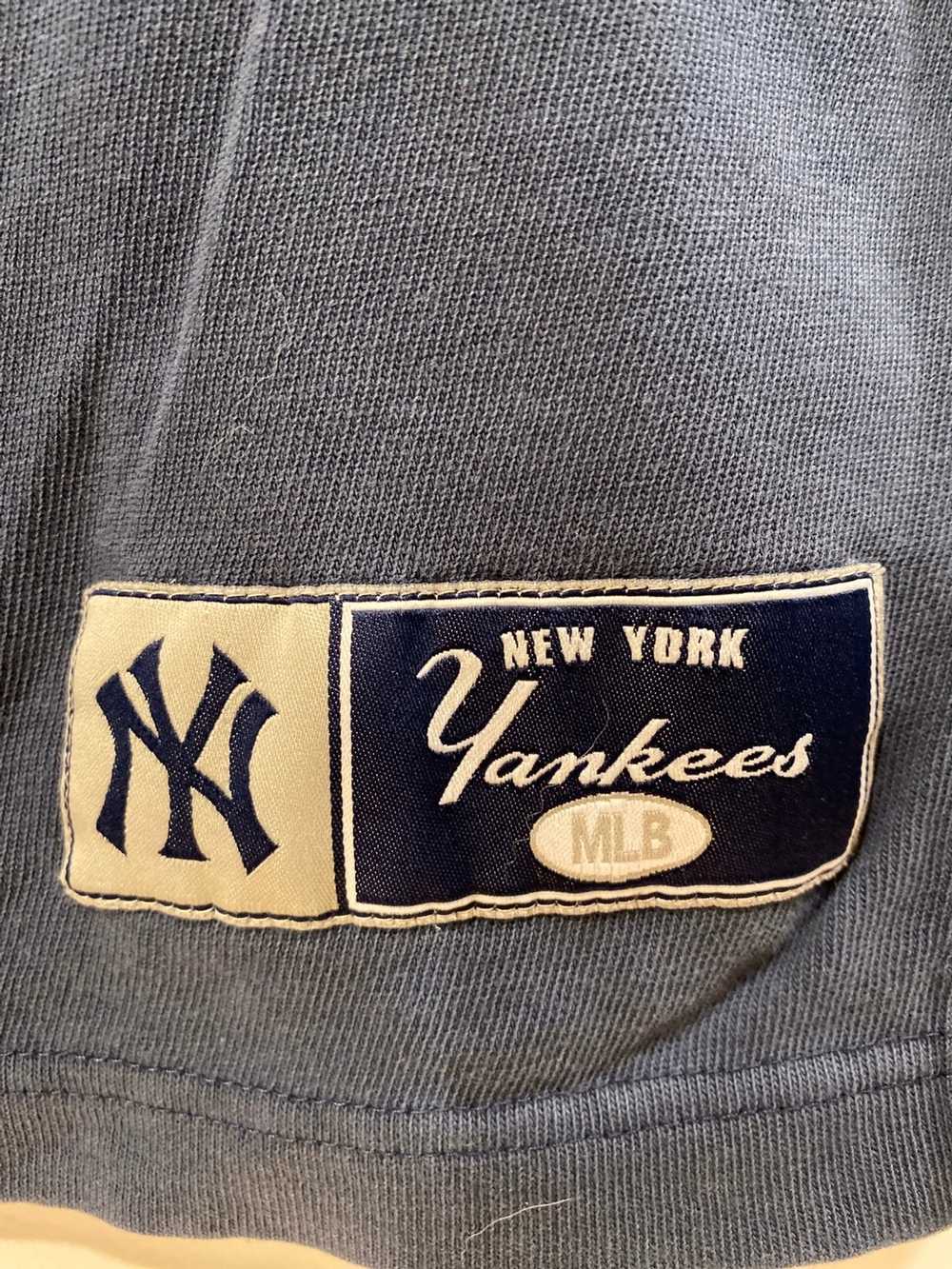 MLB × Vintage Vintage 90s New York Yankees long s… - image 3