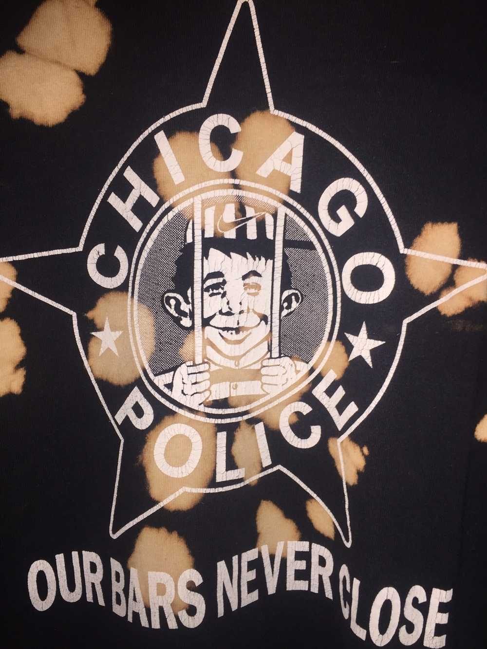 Fruit Of The Loom × Vintage Chicago Police x Mad … - image 2
