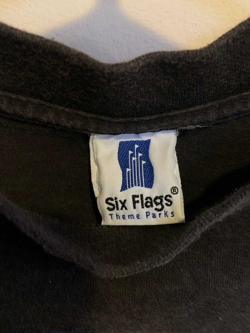 Vintage Six Flags Skull Mountain shirt youth medi… - image 3