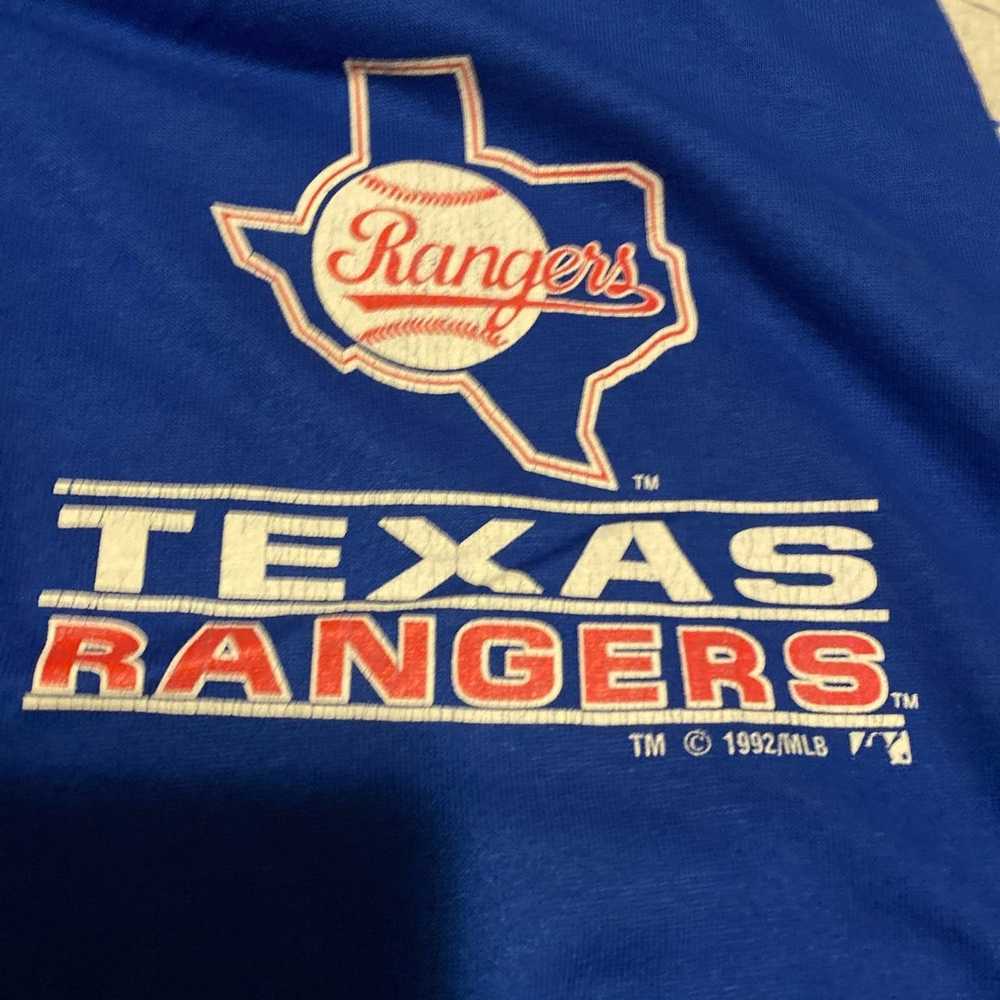 thecaptainsvintage 90s Texas Rangers Ivan Rodriguez 7 Coke MLB Baseball Jersey T-Shirt Youth Extra Large